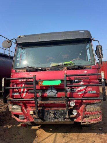 Camion Benne Howo Sinotruk 371 2013