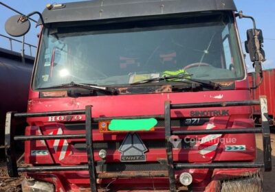 Camion Benne Howo Sinotruk 371 2013