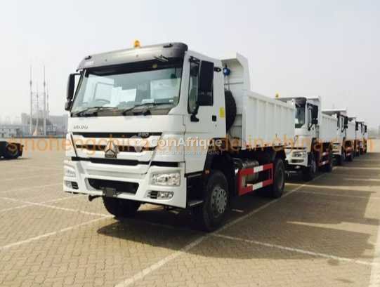 Camion benne howo 4×2
