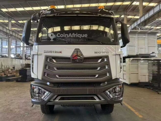 Hyundai County Standard 2023