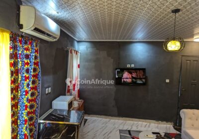 Location chambre meublée – Douala