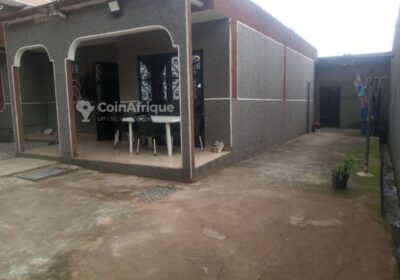 Location villa 09 pièces – Douala