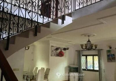 Location villa 12 pièces – Douala
