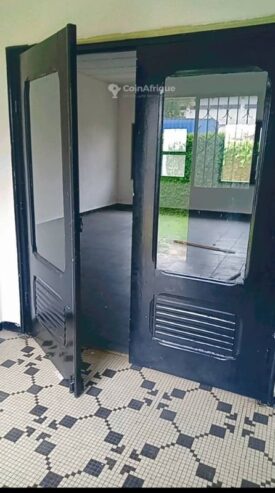 Location villa 3 chambres –  Akwa