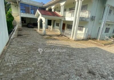 Location villa 6 pièces – Yassa