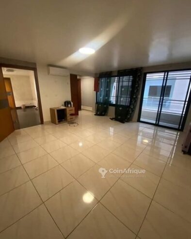 Location villa duplex 3 pièces   -Bonapriso