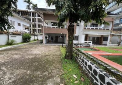Location villas 8 pièces – Douala
