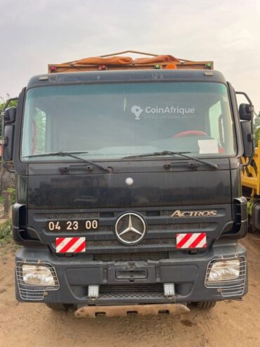 Mercedes-Benz Camion actros 2532