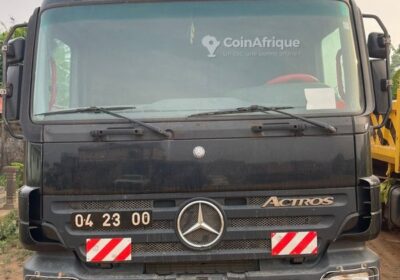 Mercedes-Benz Camion actros 2532