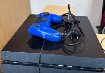 Play Station 4 Slim