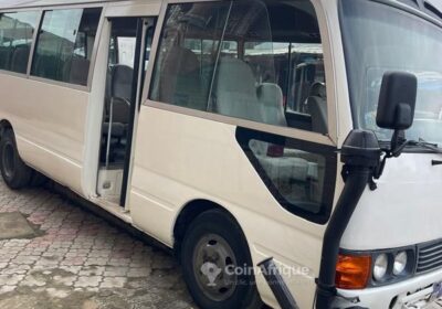 Toyota Coaster 2012