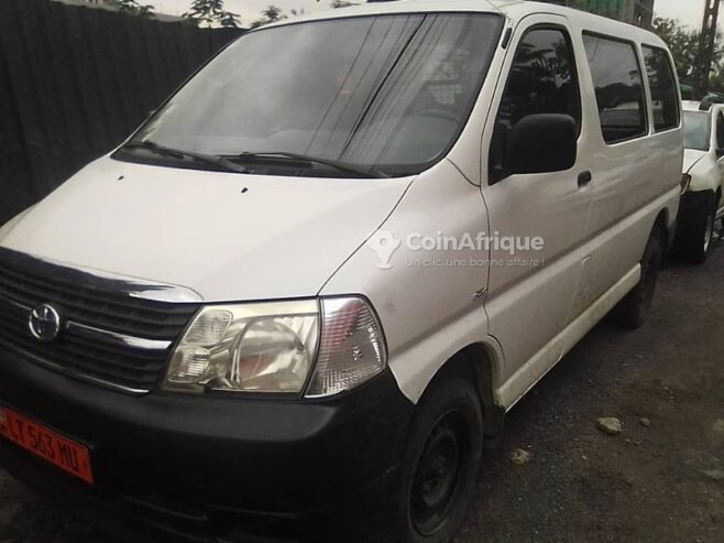 Toyota Hiace 2010