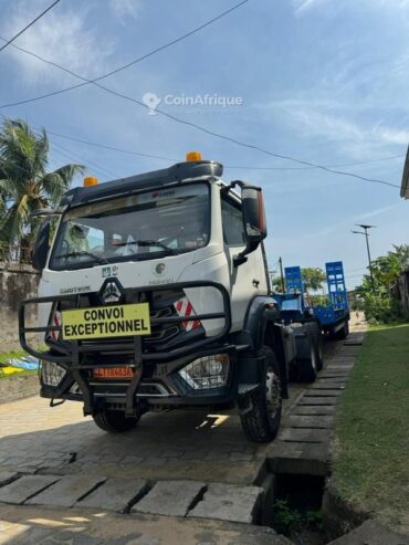 Tracteur Sinotruk Hohan P2013