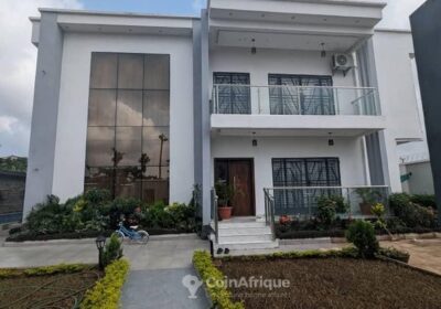 Vente villa 15 pièces – Douala