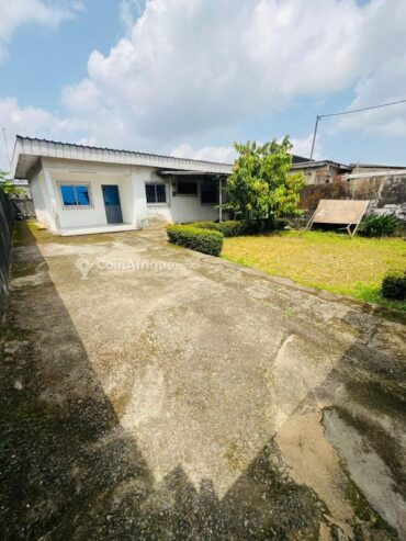 Vente villa 4 pièces –   Cité des palmiers