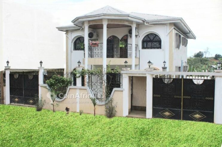 Vente villa 9 pièces – Yatika