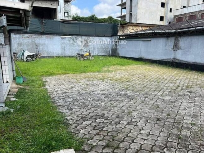 Vente villa  – Bonapriso