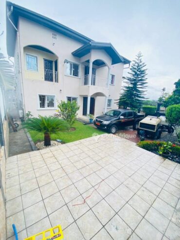 Vente villa duplex 7 pièces – Yassa