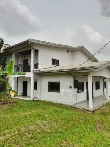 Vente villa duplex 8 pièces – Douala