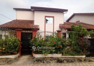 Vente villa duplex – Cité Chirac Nyalla Nkolbong
