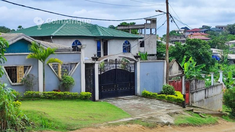 Vente villa duplex – Japoma