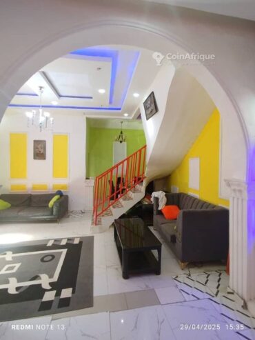 Vente villa duplex – PK12