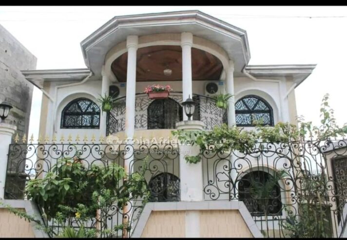 Vente villa duplex –  Yassa Yatika