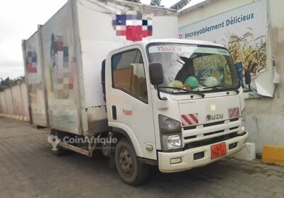 Vw camion fourgon isuzu 2013