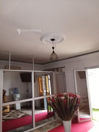 Location villa 4 pièces – Bonapriso