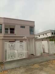 Location villa duplex 5 pièces – Yassa