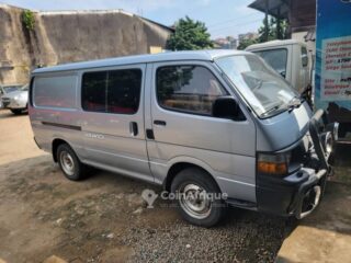 Toyota Hiace Fourgon 2002