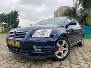 Toyota avensis 2005