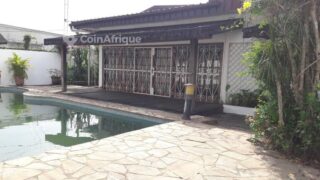Vente villa 5 pièces – Bonapriso