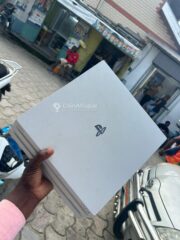 playstation 4 – 500Gb