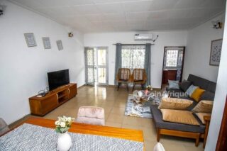 Location appartement meublé 3 pièces – Bonapriso