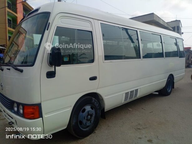 Toyota Coaster 2013